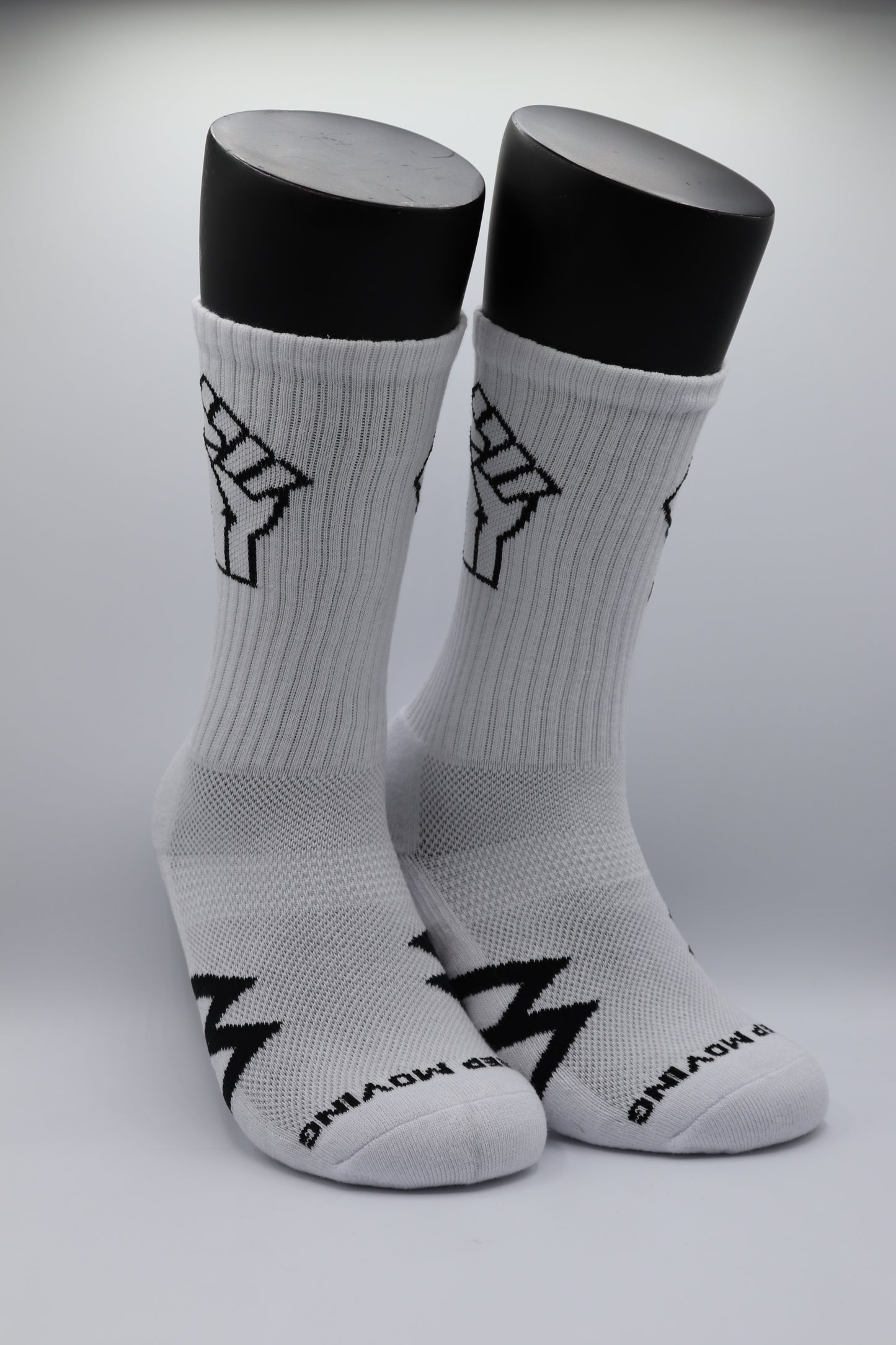 Moshen Performance Crew Socks
(White/Black)